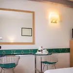 West Point Airport Hotel Dossobuono