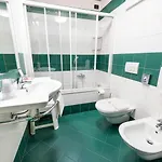 West Point Airport 4*