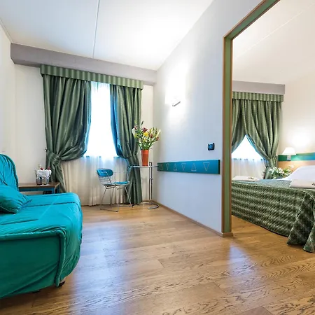 West Point Airport Hotel Dossobuono