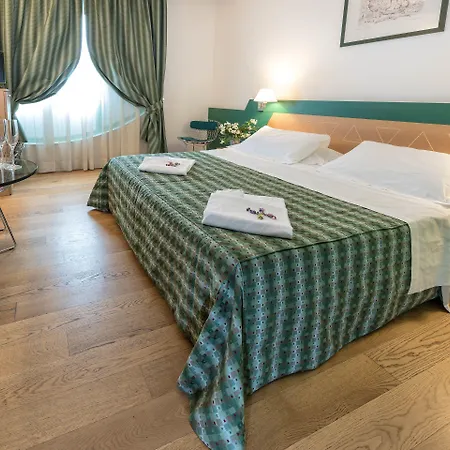 West Point Airport Hotell Dossobuono