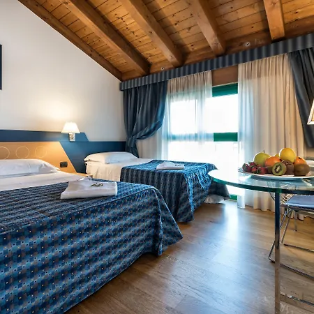 West Point Airport Hotell Dossobuono