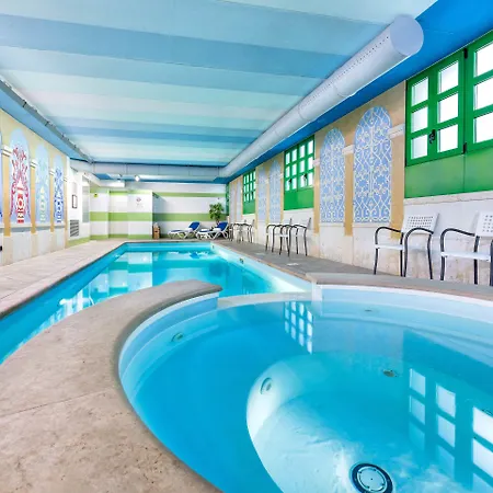 Hotel West Point Airport 4*