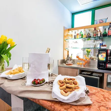 Hotell West Point Airport Dossobuono