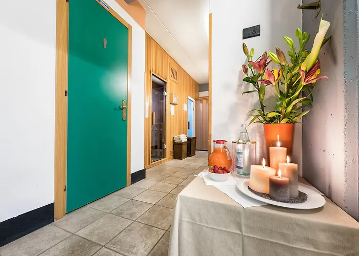 Hotel West Point Airport 4*