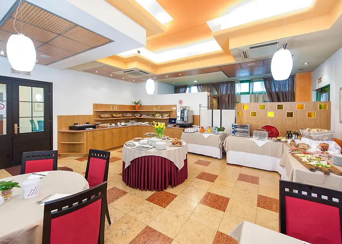 West Point Airport Hotel Dossobuono