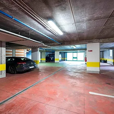 Hotell West Point Airport 4*