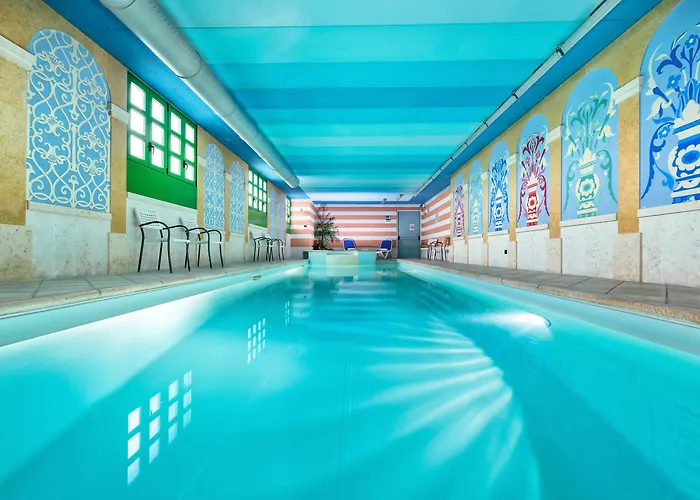 West Point Airport מלון דוסובונו